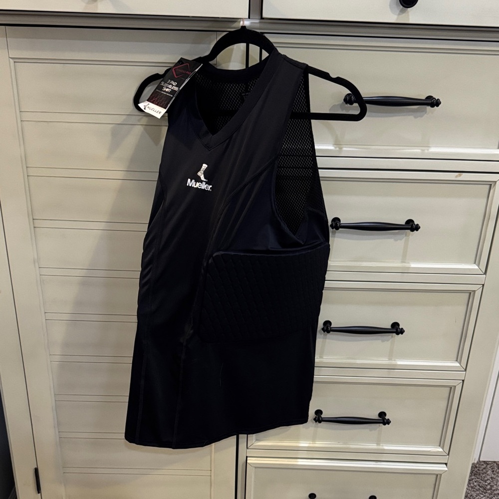 Mueller football protective Black Men's Compression Shirt